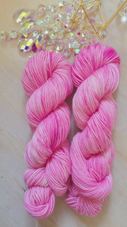 PREORDER — Pretty Pink Please